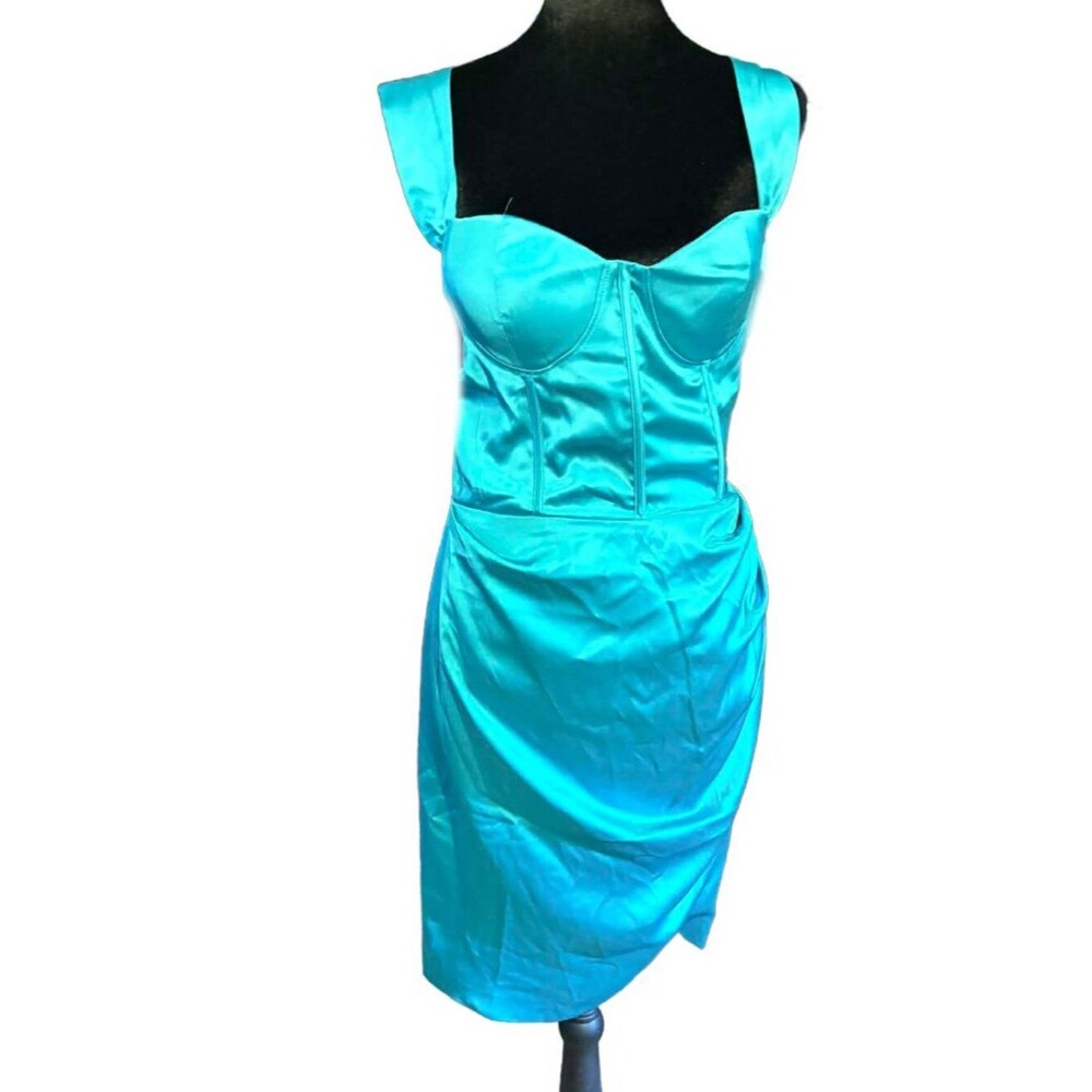 Lulu's Emerald Satin Midi